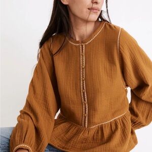 NWT Maxwell Embroidered-Trim Lightspun Covered-Button Top - Size Xal